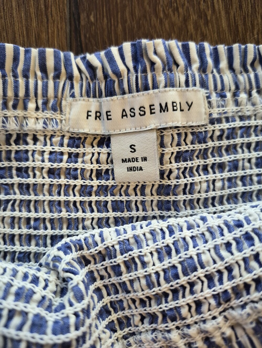 Free Assembly Women's Smocked Midi Dress Blue & White Sz S Convertible Sleeves - Picture 8 of 8